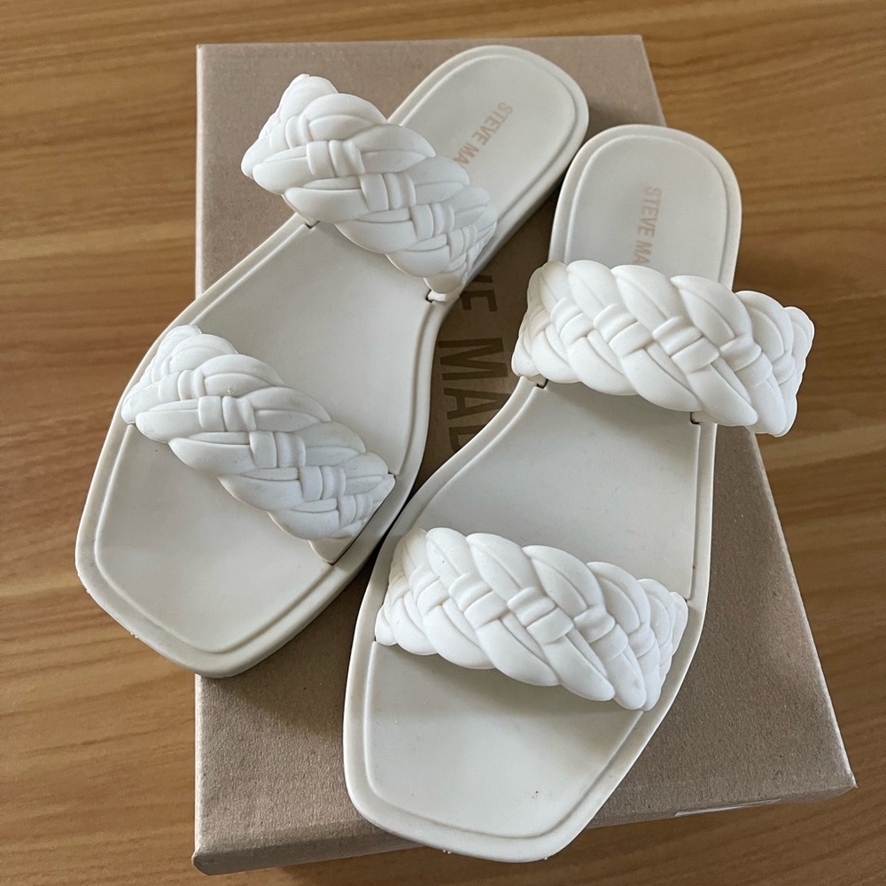 Steve Madden BNIB Jelly Sandals Size 7